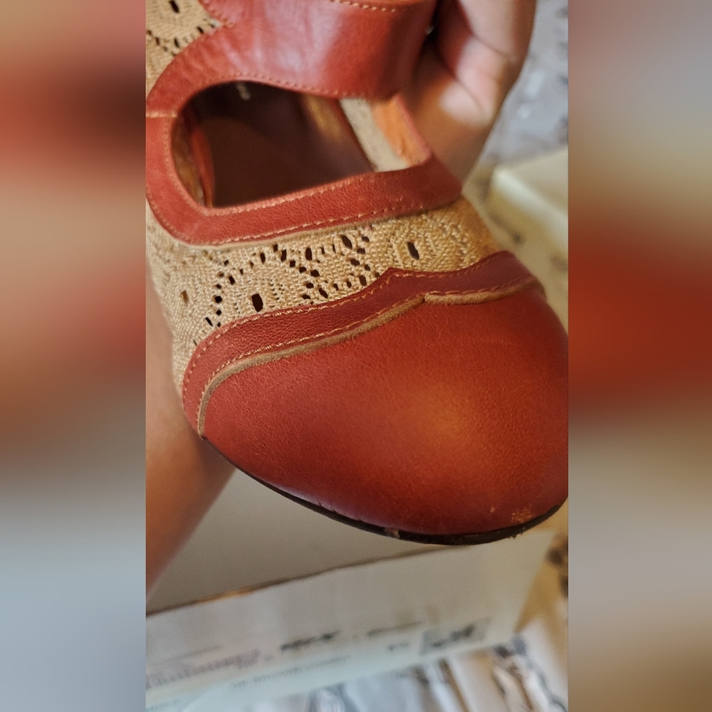 Re-mix Classic Vintage Ginger Leather Lace Spectator Heels 9.5 GUC - Picture 8 of 12
